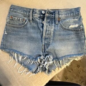 Levi’s 501 Denim Shorts - Size 26